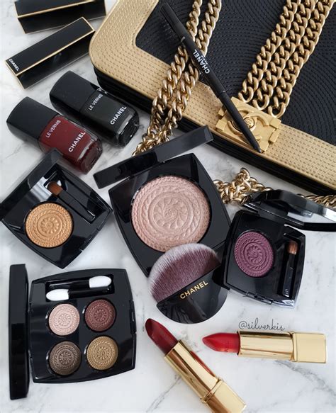 chanel holiday 2019 swatches|CHANEL Holiday Makeup Collection 2019 Les Ornaments de .